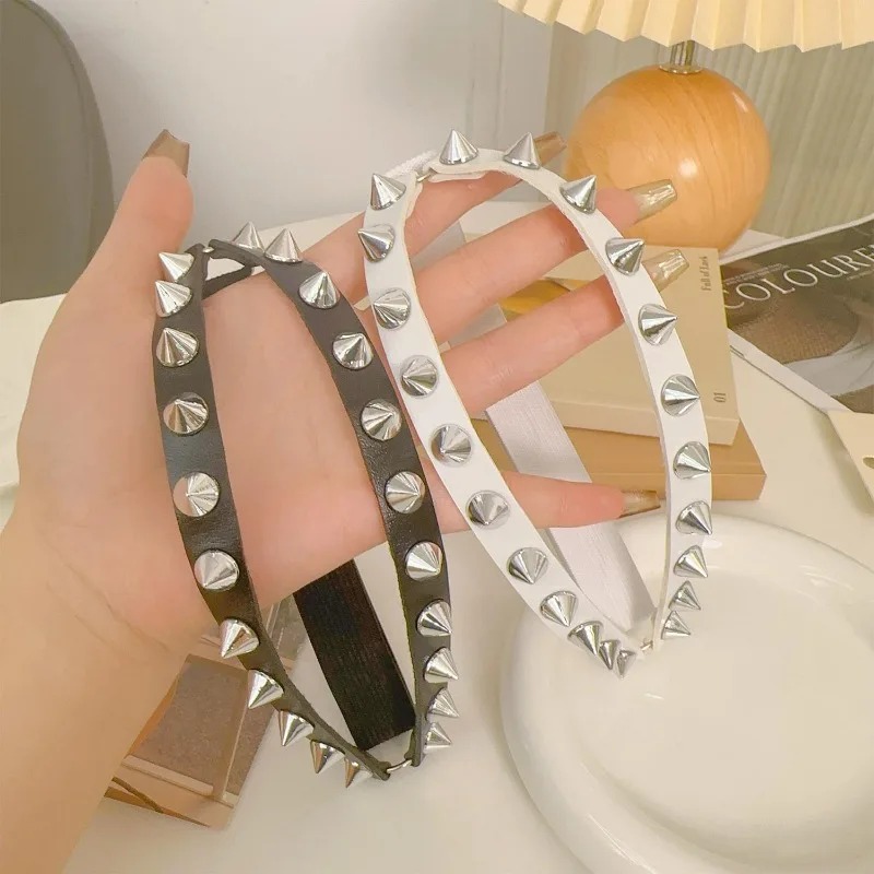 Kadınlar için Çift Sıralı Koni - Body Jewelry Types incelemesi ve fiyatı